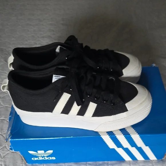 adidas Black and White Platform Lace-Up Sneakers - Picture 2 of 5